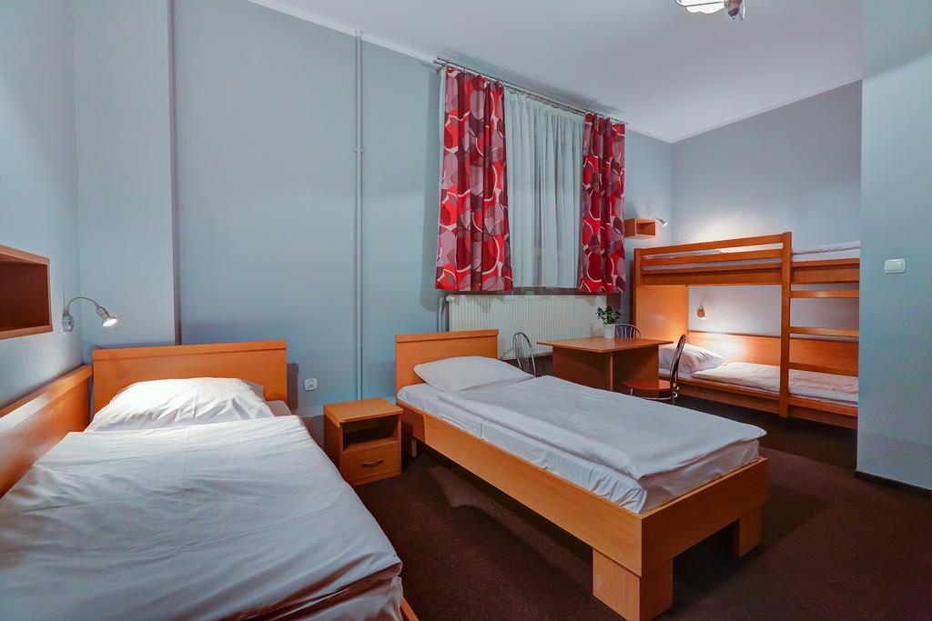 جيلونكا Hostel Evotel المظهر الخارجي الصورة